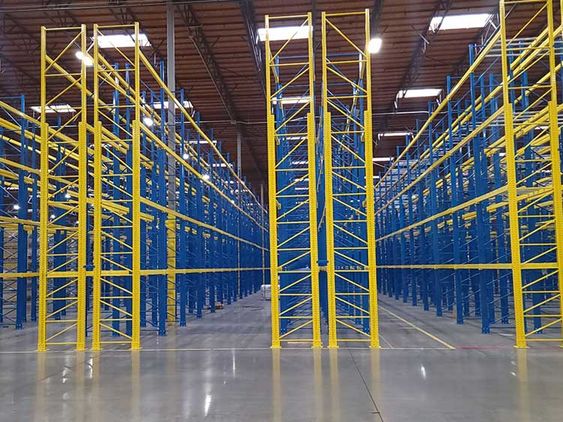 SELECTIVE PALLET RACKING (SPR) SYSTEM UNTUK WAREHOUSE BESAR