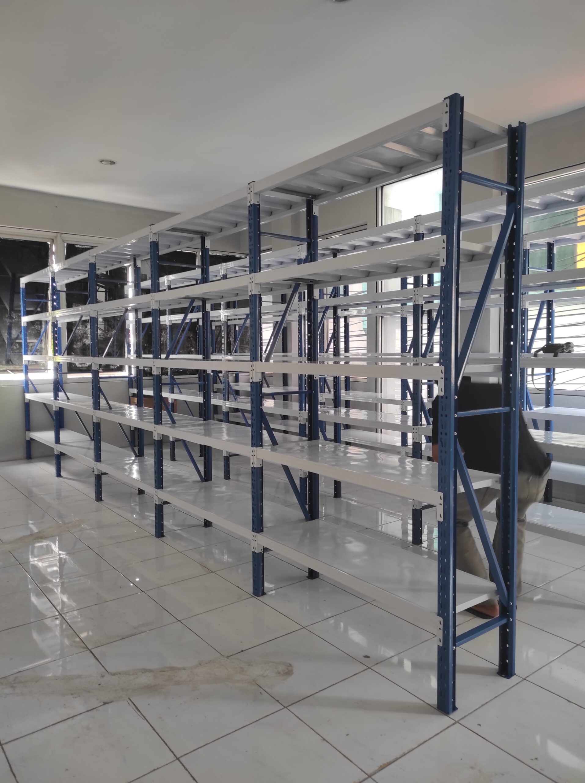 RAK BESI SUSUN GUDANG ARSIP KANTOR SERBAGUNA TIPE JF-70, KAPASITAS 70 KG / LEVEL, UKURAN 120x40x200 CM, 5 SUSUN