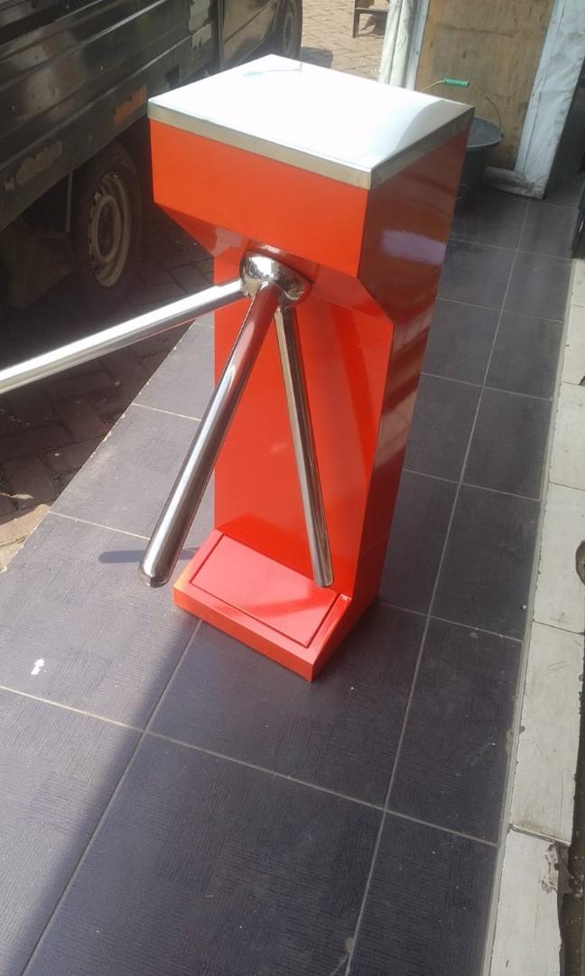 TRIPOD TURNSTILE GATE / PINTU PUTAR BESI BOX SATU ARAH | RAJARAK.ID | JUAL KE SELURUH INDONESIA