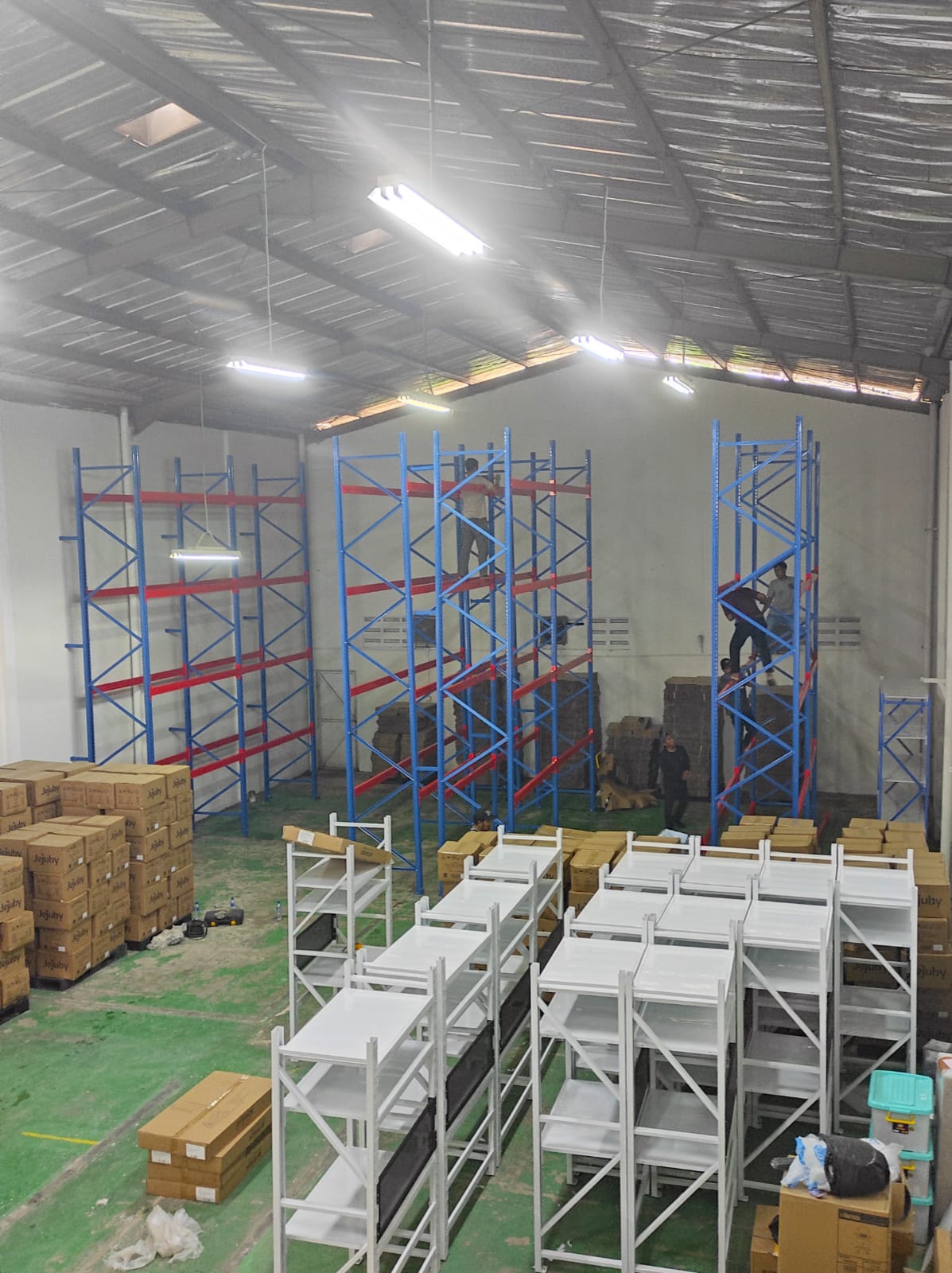 PEMASANGAN RAK PALLET BESI GUDANG INDUSTRI HEAVY DUTY DI TAMAN TEKNO BSD - KOTA TANGERANG SELATAN OLEH TIM RAJA RAK INDONESIA